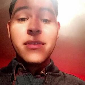 Meet your Posher, Carlos